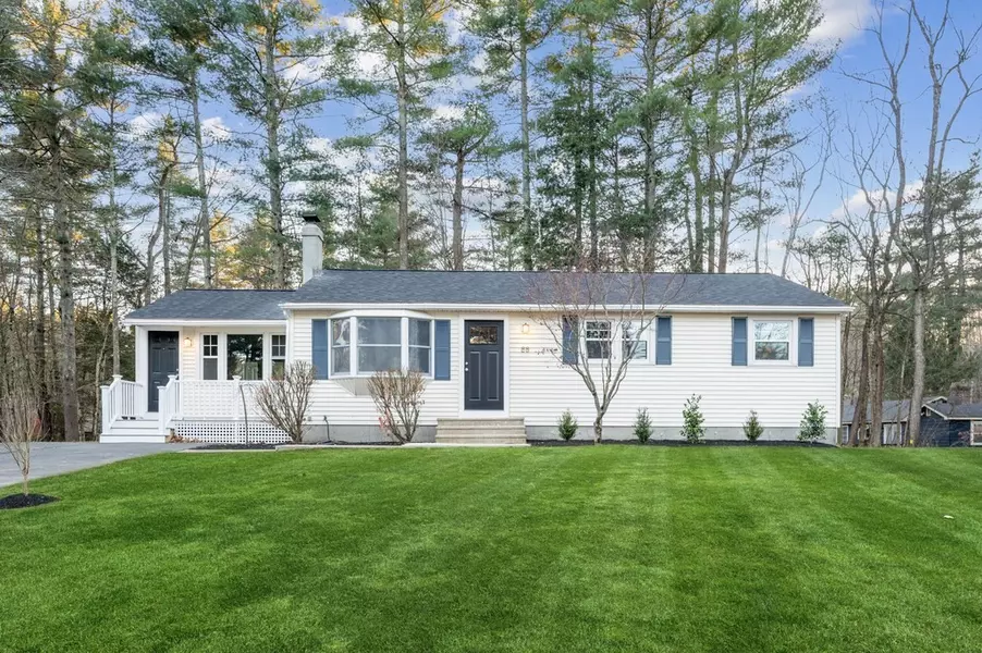 88 Maplewood Drive, Townsend, MA 01469