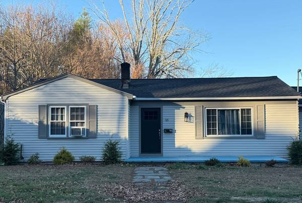 55 Durfee Street, Southbridge, MA 01550