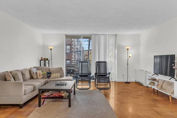 41 Park Street #202, Brookline, MA 02445