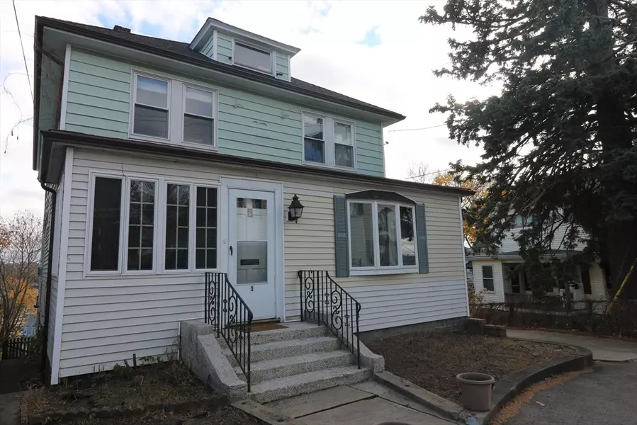 9 Friend Street #1, Gloucester, MA 01930