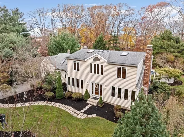 Marshfield, MA 02050,220 Damons Point Rd.