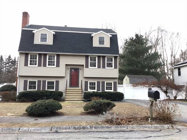 14 Grant St, Woburn, MA 01801