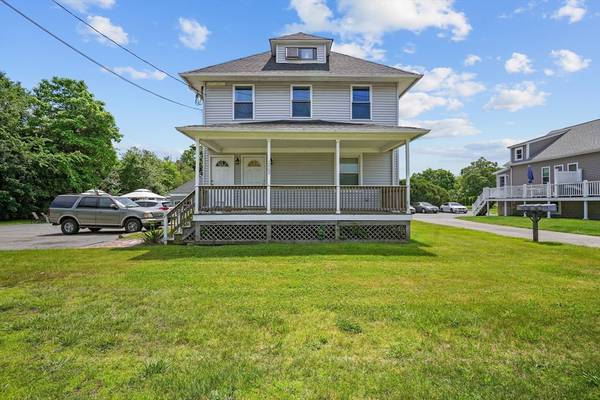 1663 Fall River Ave, Seekonk, MA 02771