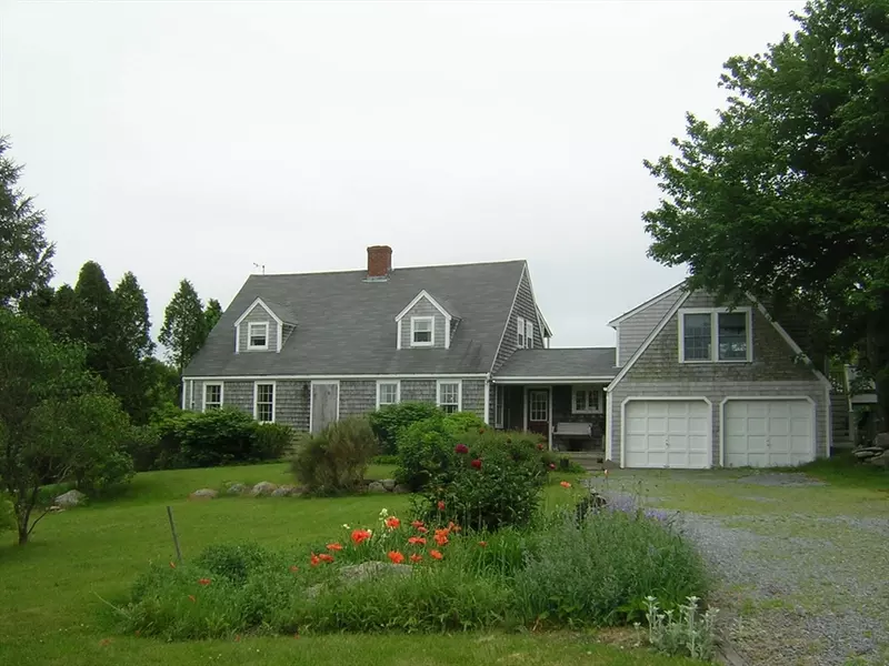 5 Cook Lane #1, Westport, MA 02790