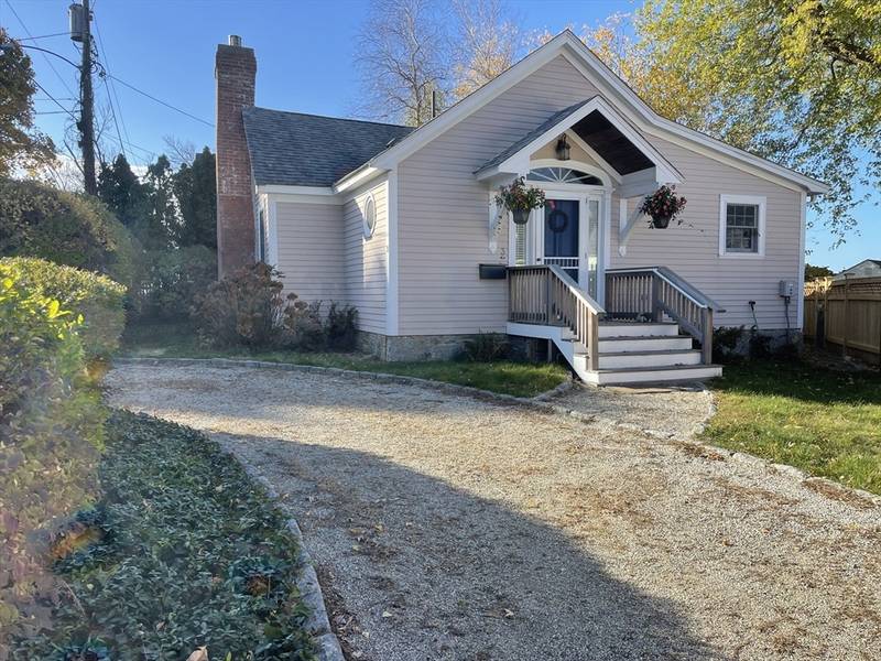 3 Arlington Street, Gloucester, MA 01930