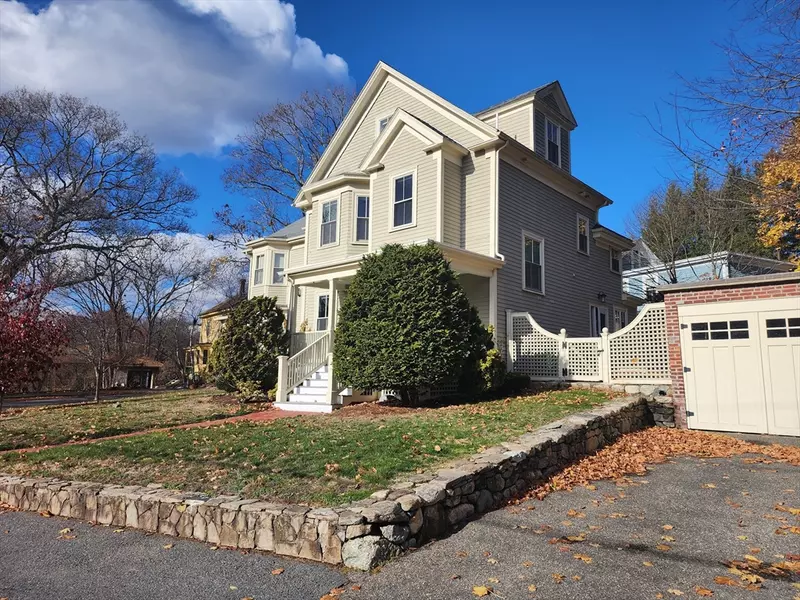 55 Bowen #55, Newton, MA 02459