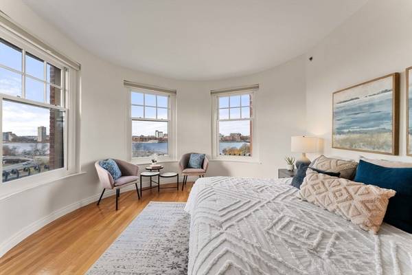 4 Charlesgate East #605, Boston, MA 02215