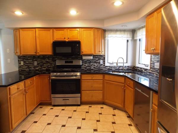 Marlborough, MA 01752,20 Cusella Dr