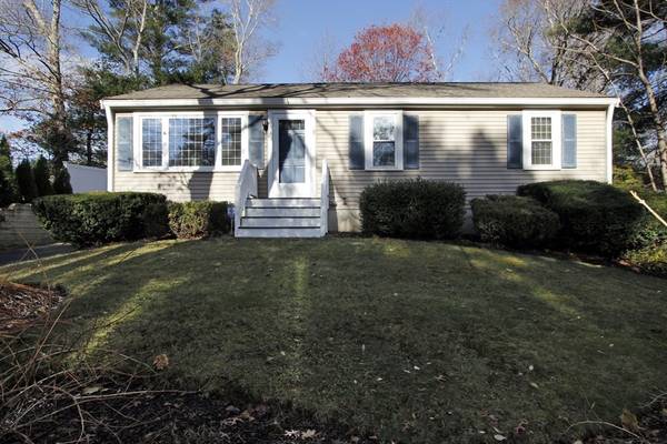 15 Dartmouth, Plymouth, MA 02360