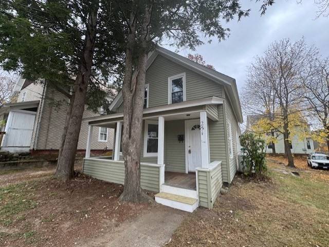 251 Chestnut Hill Ave, Athol, MA 01331