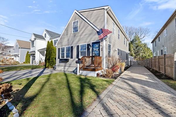 59 Wompatuck Rd, Hingham, MA 02043