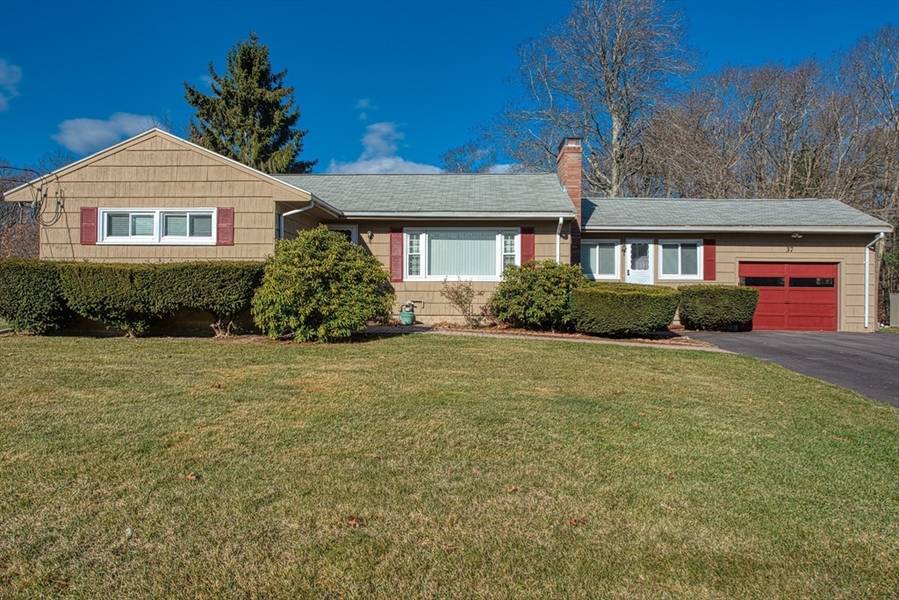 37 Sunset Drive, Brockton, MA 02301