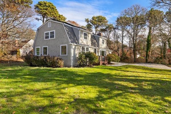 Brewster, MA 02631,687 Long Pond Rd