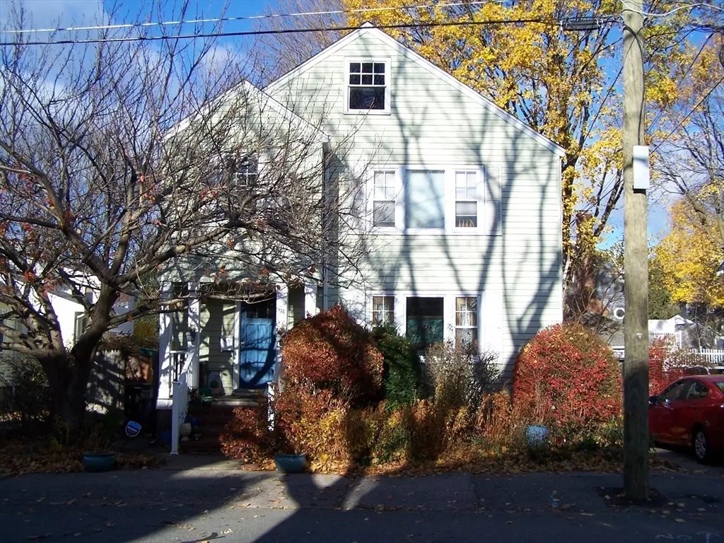 Belmont, MA 02478,74 Davis Rd #74