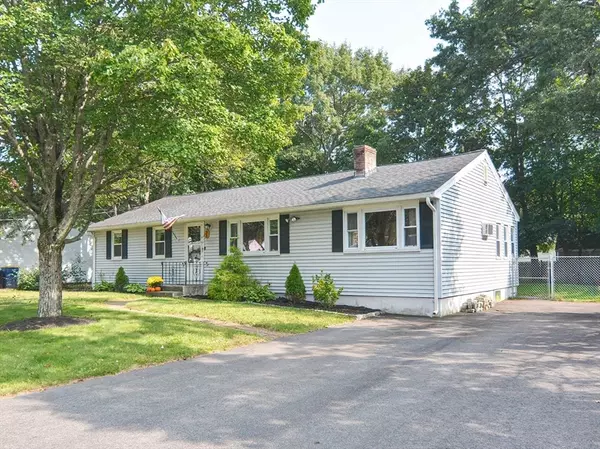 15 Suffolk Rd, Sharon, MA 02067