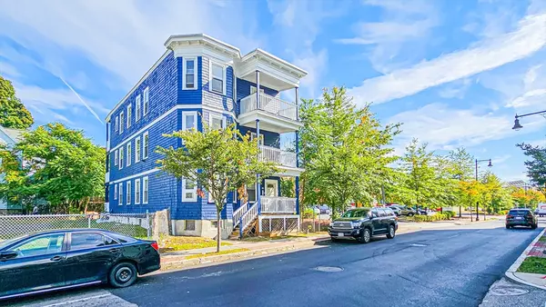 176-180 Quincy St, Boston, MA 02125