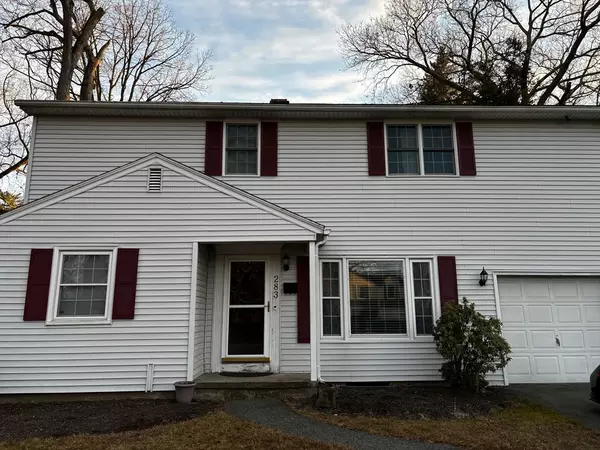 283 Plumtree Rd, Springfield, MA 01118