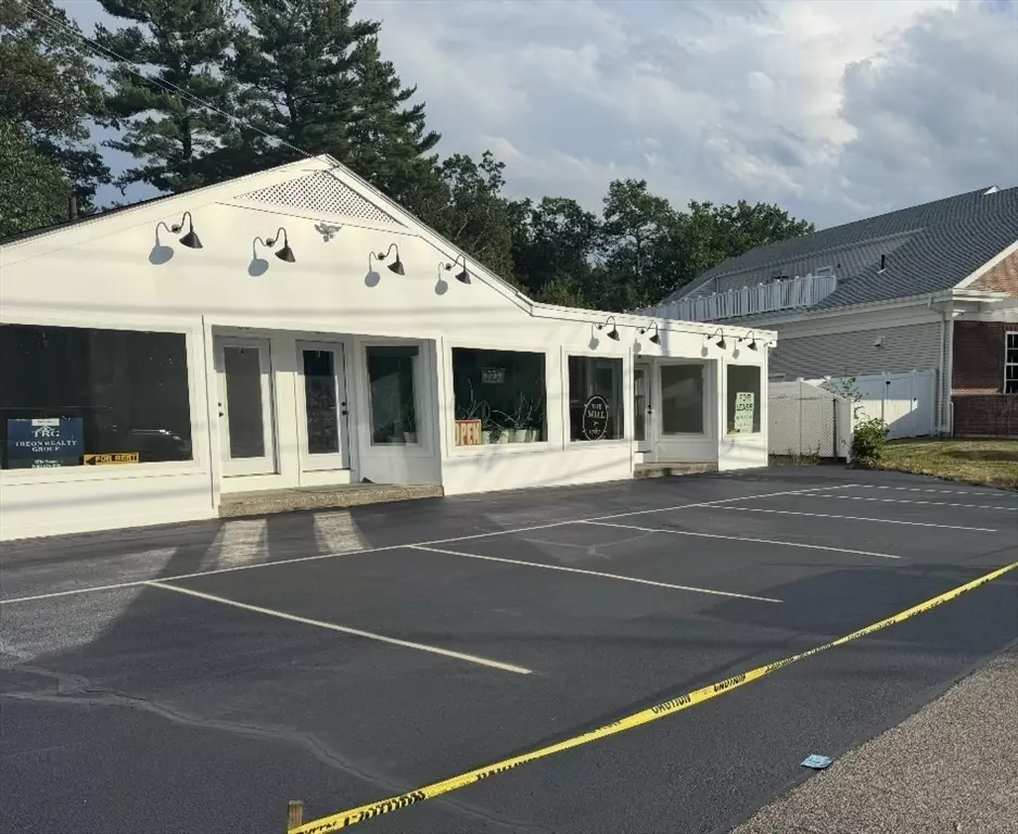 Norton, MA 02766,50 W. Main St
