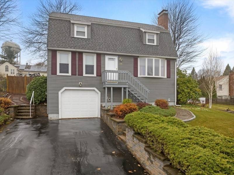 33 Green Farms Rd, Worcester, MA 01605