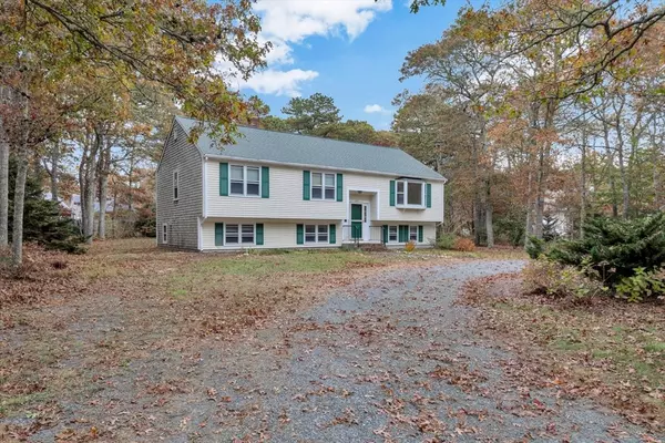 1247 Long Pond Rd, Brewster, MA 02631