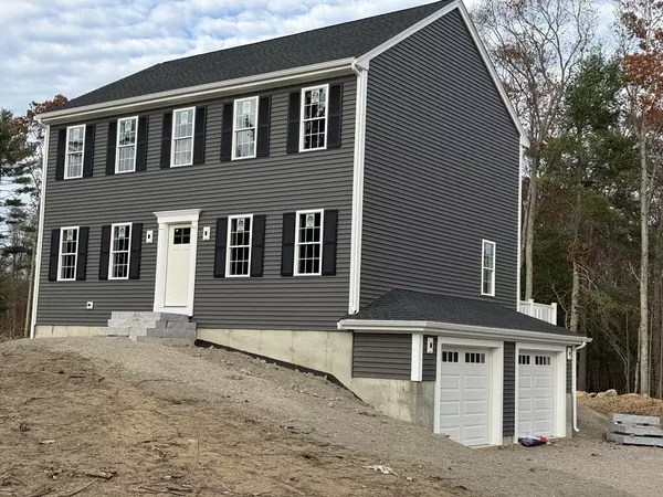 27 Range Ave, Taunton, MA 02780