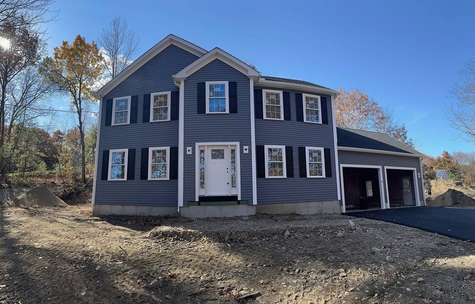 56 Catacunemaug, Shirley, MA 01464