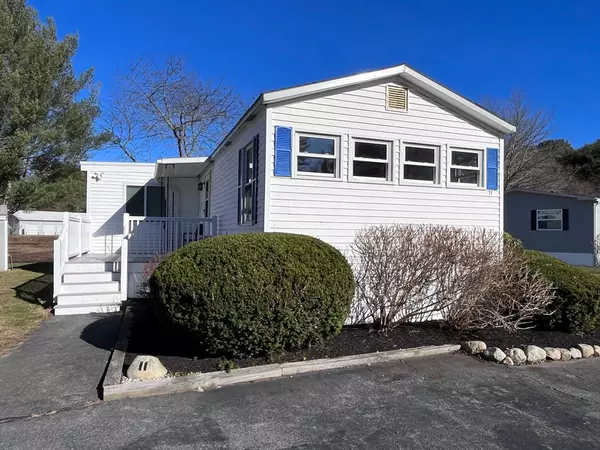 11 Bayberry Lane, Kingston, MA 02364