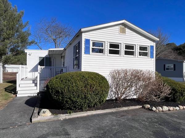 11 Bayberry Lane,  Kingston,  MA 02364