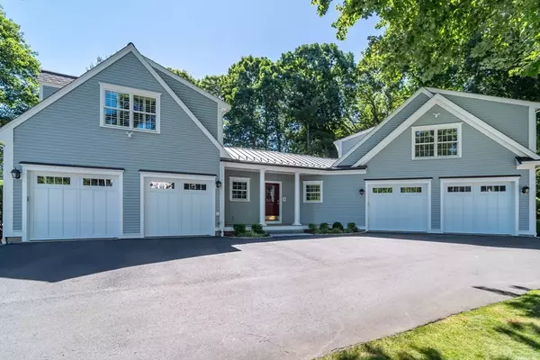 Medfield, MA 02052,5 Loeffler Ln