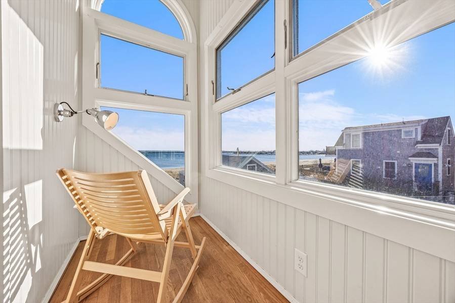 405 Commercial Street #Unit 5, Provincetown, MA 02657