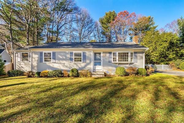 Barnstable, MA 02632,27 Lietrim Cir