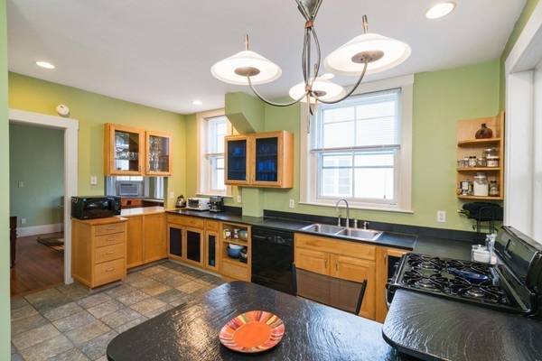 37 Lee St-No Fee-Furnished #7, Cambridge, MA 02139