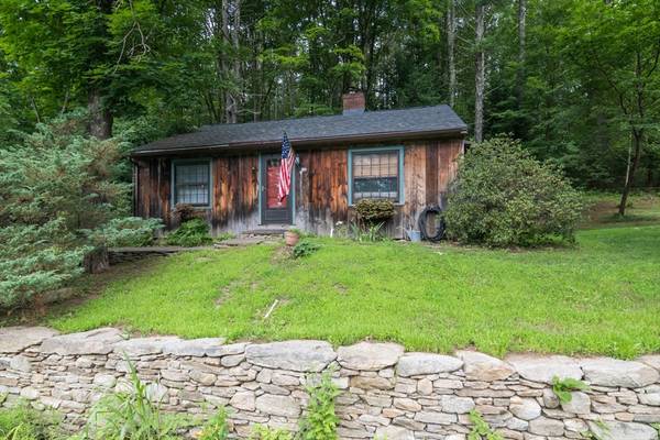 132 Shutesbury Rd, Leverett, MA 01054