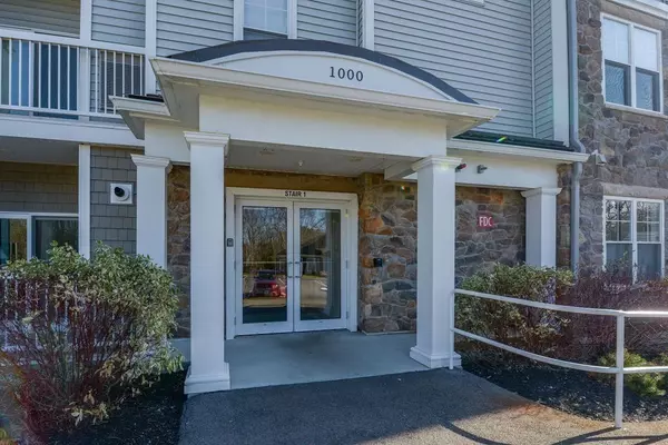 1310 Pennington Dr #1310, Walpole, MA 02081