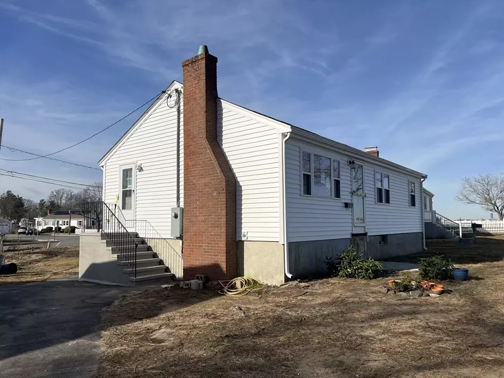 Quincy, MA 02170,977 Quincy Shore Dr