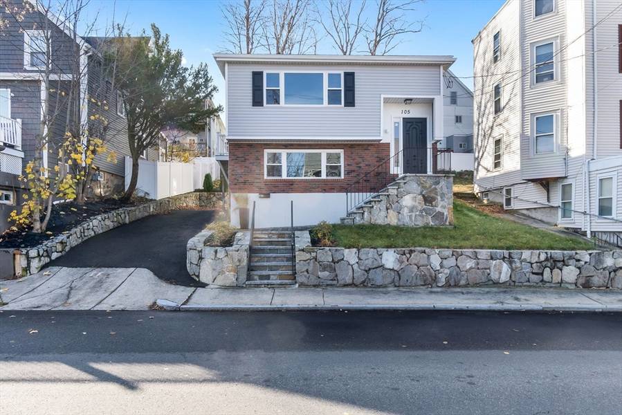 105 Bellingham Ave, Revere, MA 02151