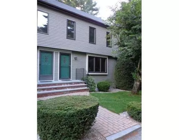 7 Village Way #F, Norton, MA 02766