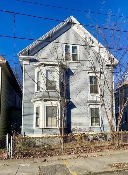 25 W Baltimore St, Lynn, MA 01902