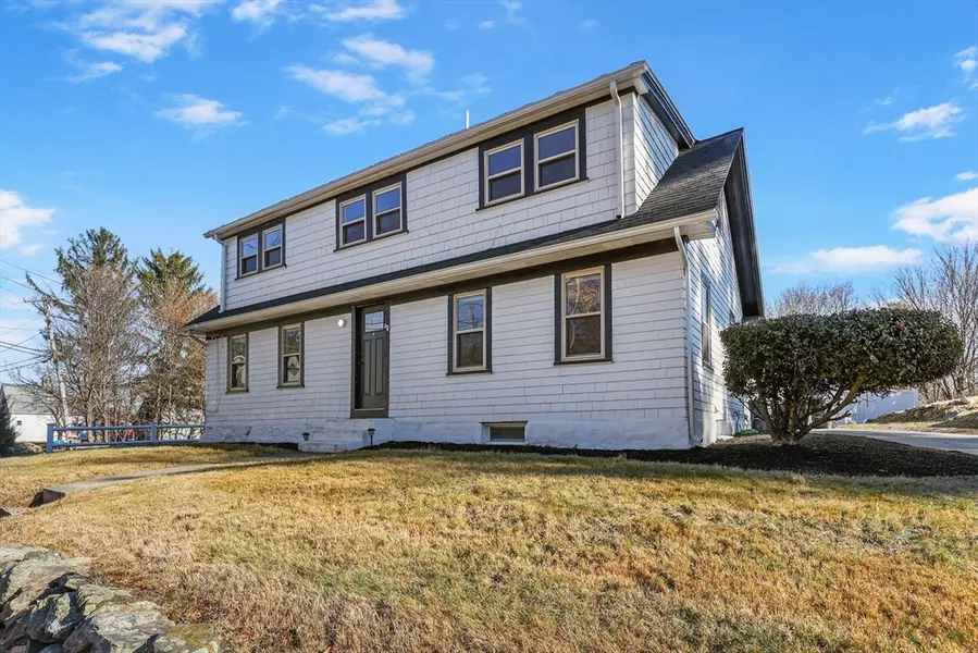 114 Millville Rd, Mendon, MA 01756