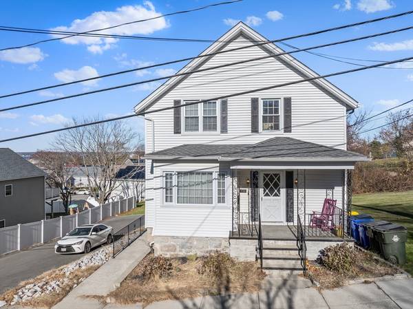 476 Mount Hope Ave, Fall River, MA 02724