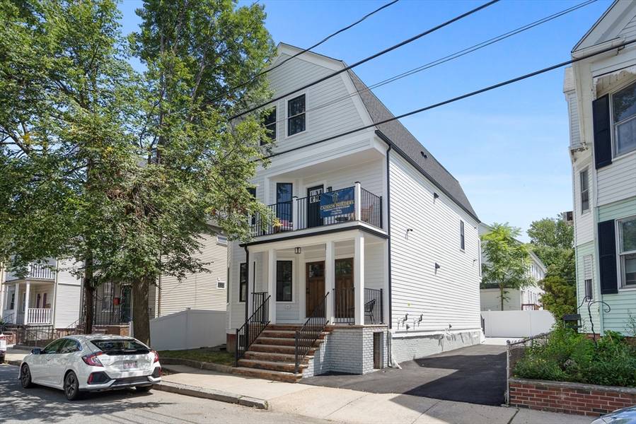 41-43 Prichard Ave #1, Somerville, MA 02144