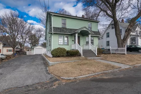 14 Aster, Springfield, MA 01109