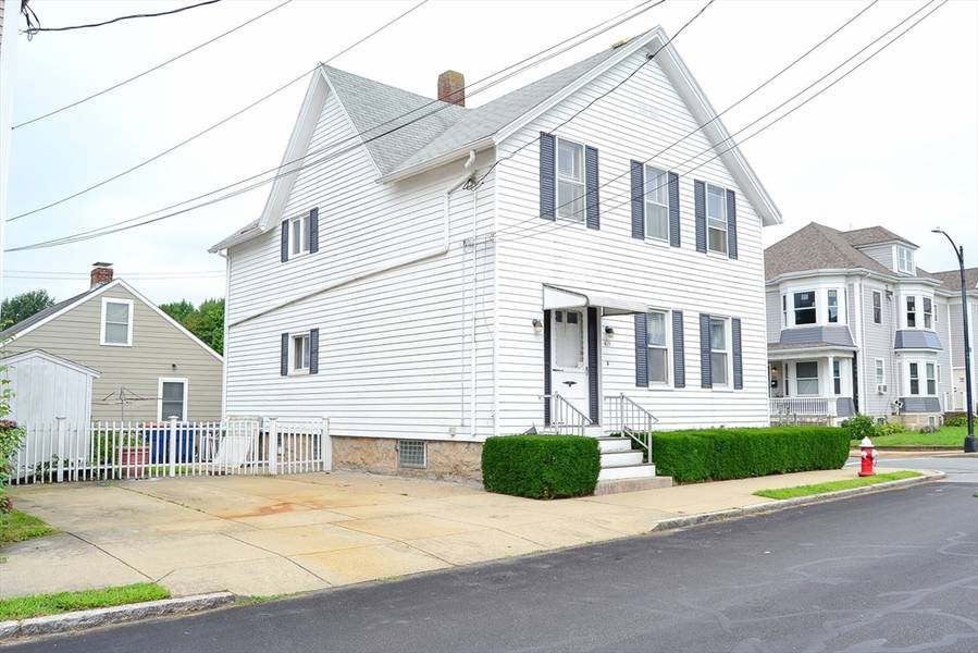 415 Chancery St, New Bedford, MA 02740