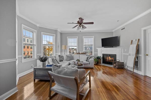 601-611 E Broadway #201, Boston, MA 02127