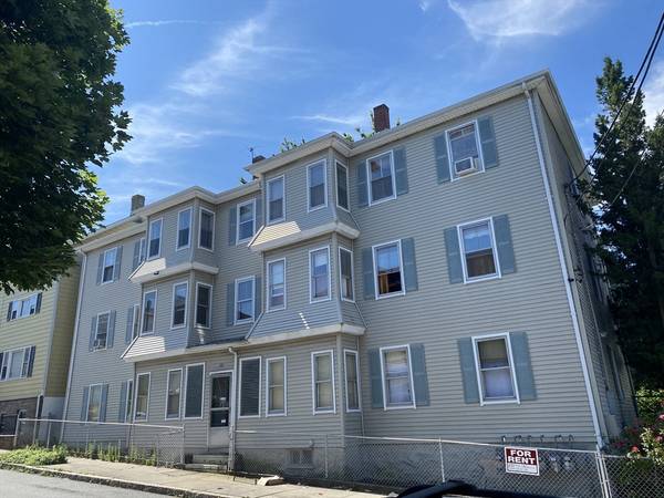 181 Division St #3, Fall River, MA 02721