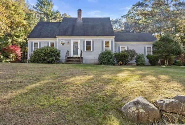 23 Heather Hill Road, Bourne, MA 02532