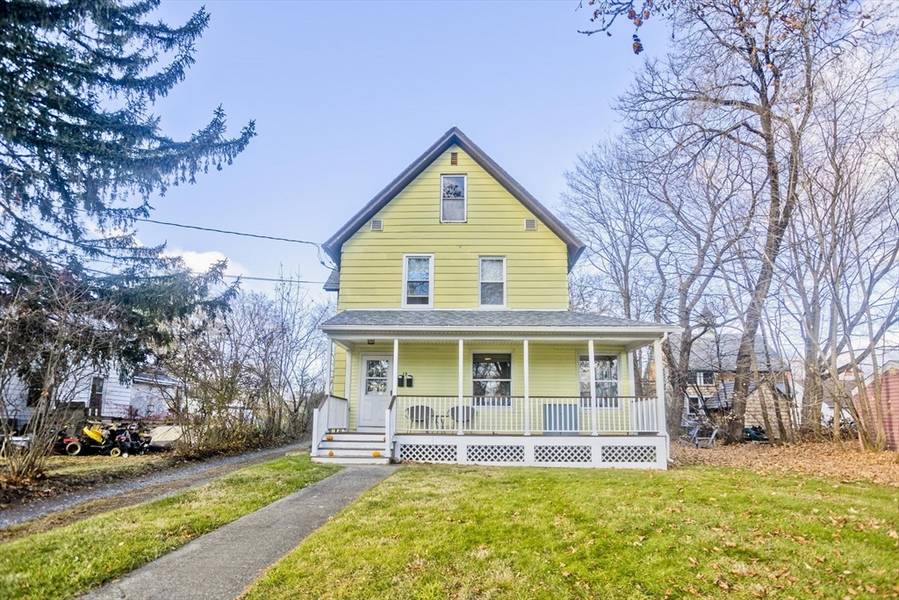 13 West St, Greenfield, MA 01301