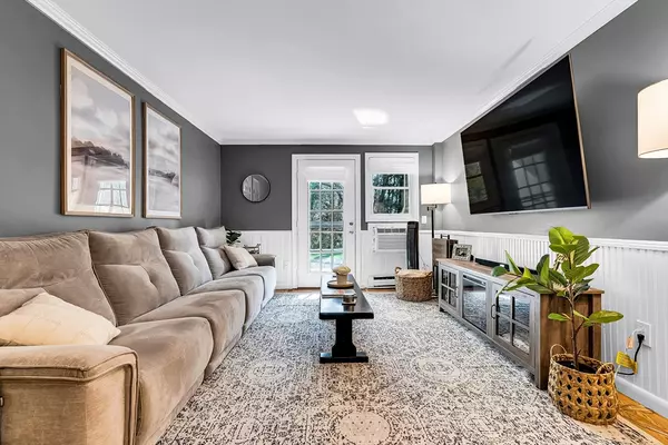 Northbridge, MA 01588,152 Heritage Dr #152