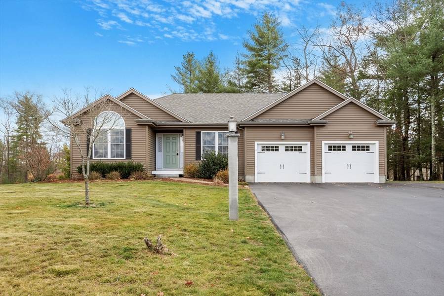 71 Hickory Way, Ayer, MA 01432