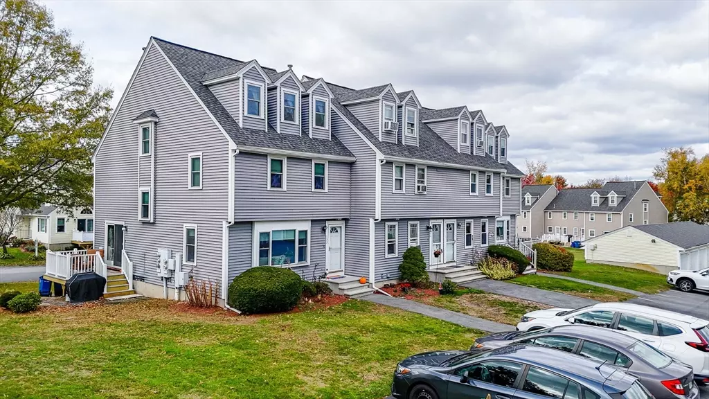 133 Merrimack Meadows La #133, Tewksbury, MA 01876